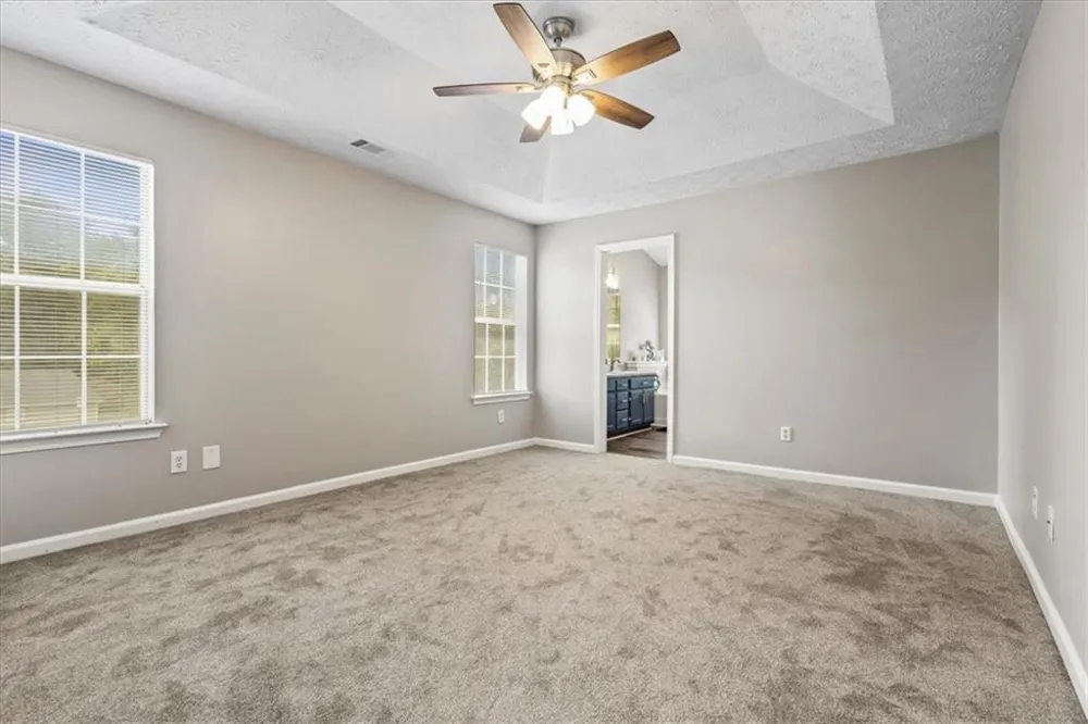 5604 Rockingwood Lane Atlanta, GA 30349