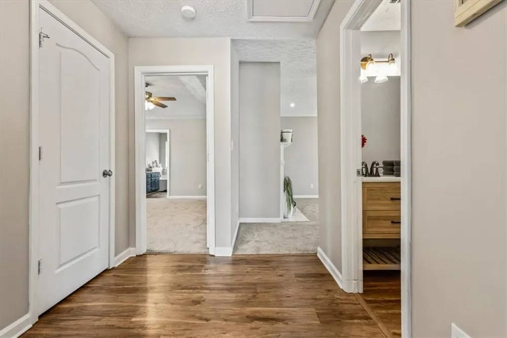 5604 Rockingwood Lane Atlanta, GA 30349