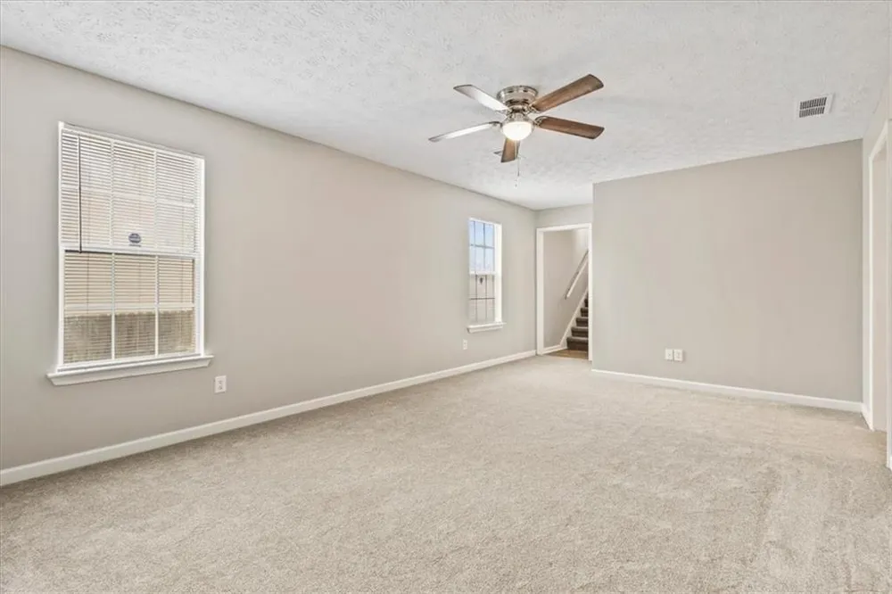 5604 Rockingwood Lane Atlanta, GA 30349