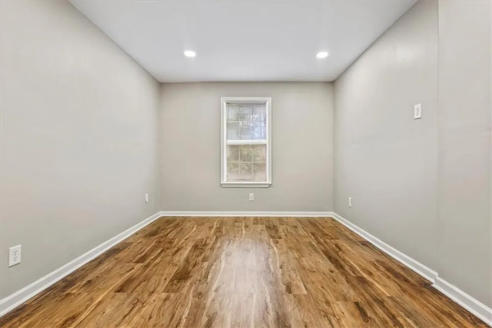 5604 Rockingwood Lane Atlanta, GA 30349