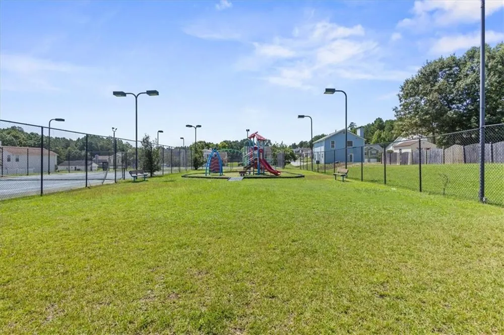 5604 Rockingwood Lane Atlanta, GA 30349