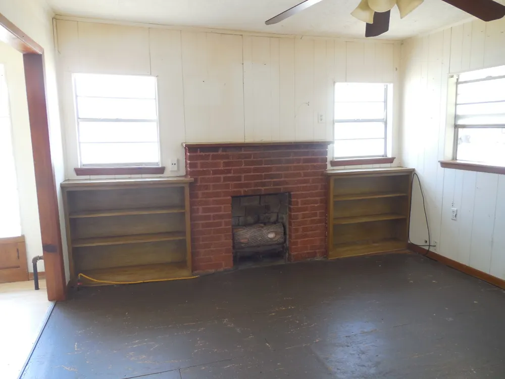 502 Travis Street Ranger, TX 76470