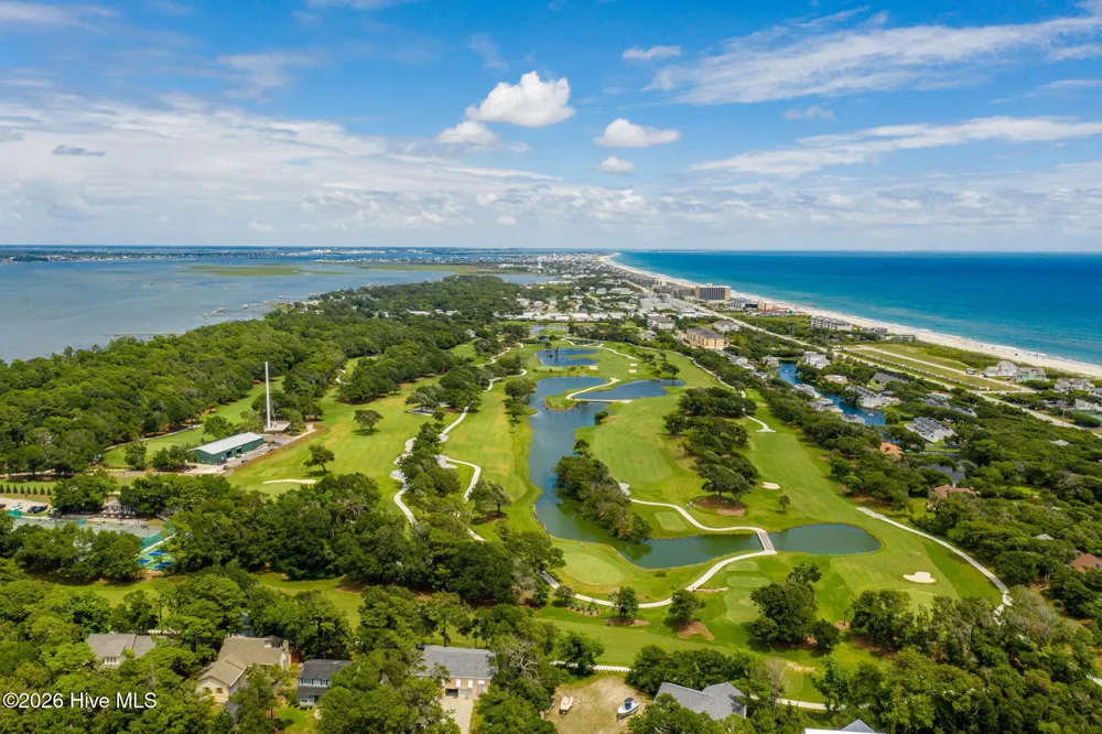 109 Oakleaf Drive Pine Knoll Shores, NC 28512