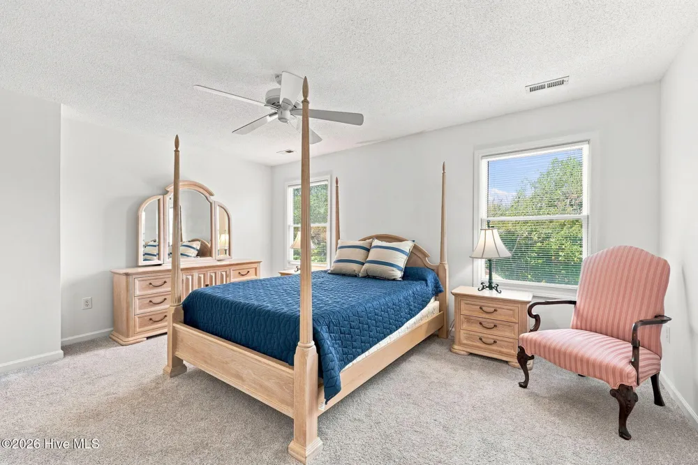 109 Oakleaf Drive Pine Knoll Shores, NC 28512