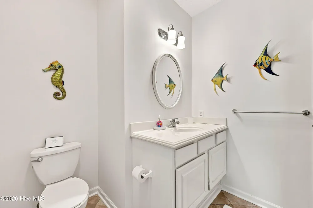 109 Oakleaf Drive Pine Knoll Shores, NC 28512