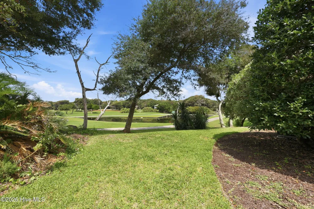 109 Oakleaf Drive Pine Knoll Shores, NC 28512