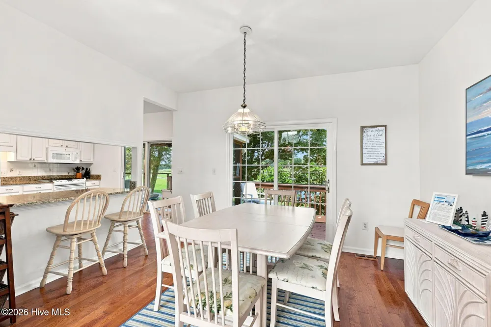 109 Oakleaf Drive Pine Knoll Shores, NC 28512