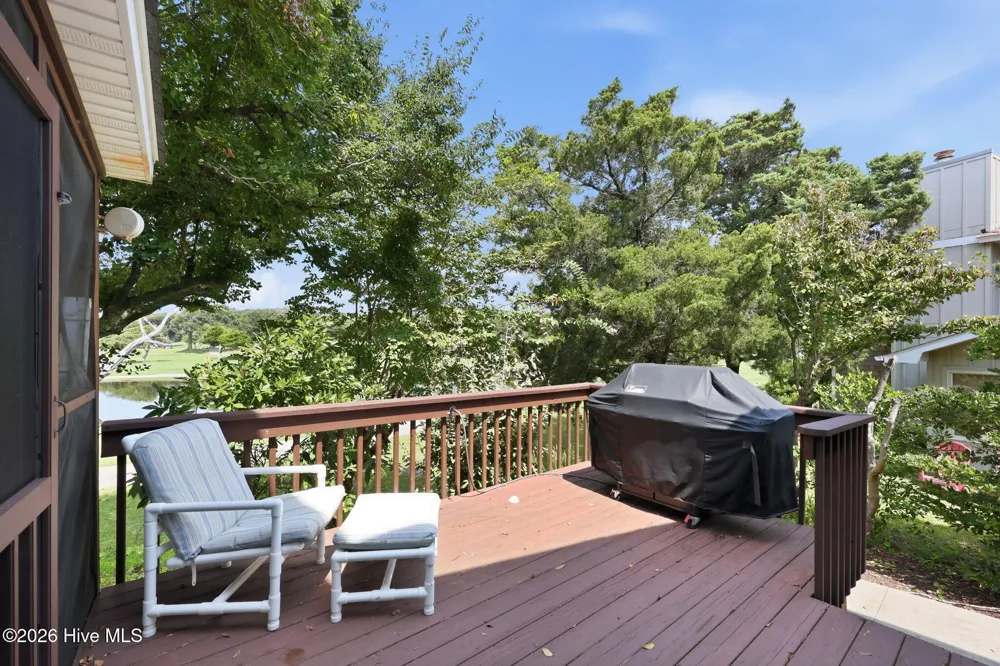 109 Oakleaf Drive Pine Knoll Shores, NC 28512
