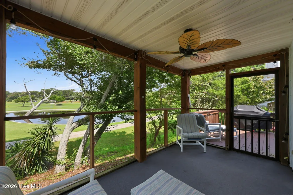 109 Oakleaf Drive Pine Knoll Shores, NC 28512