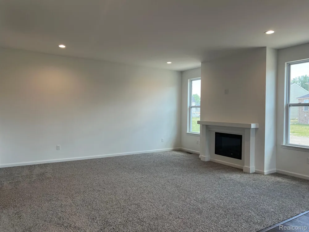 7114 NATALIE DRIVE Ypsilanti Charter Township, MI 48197