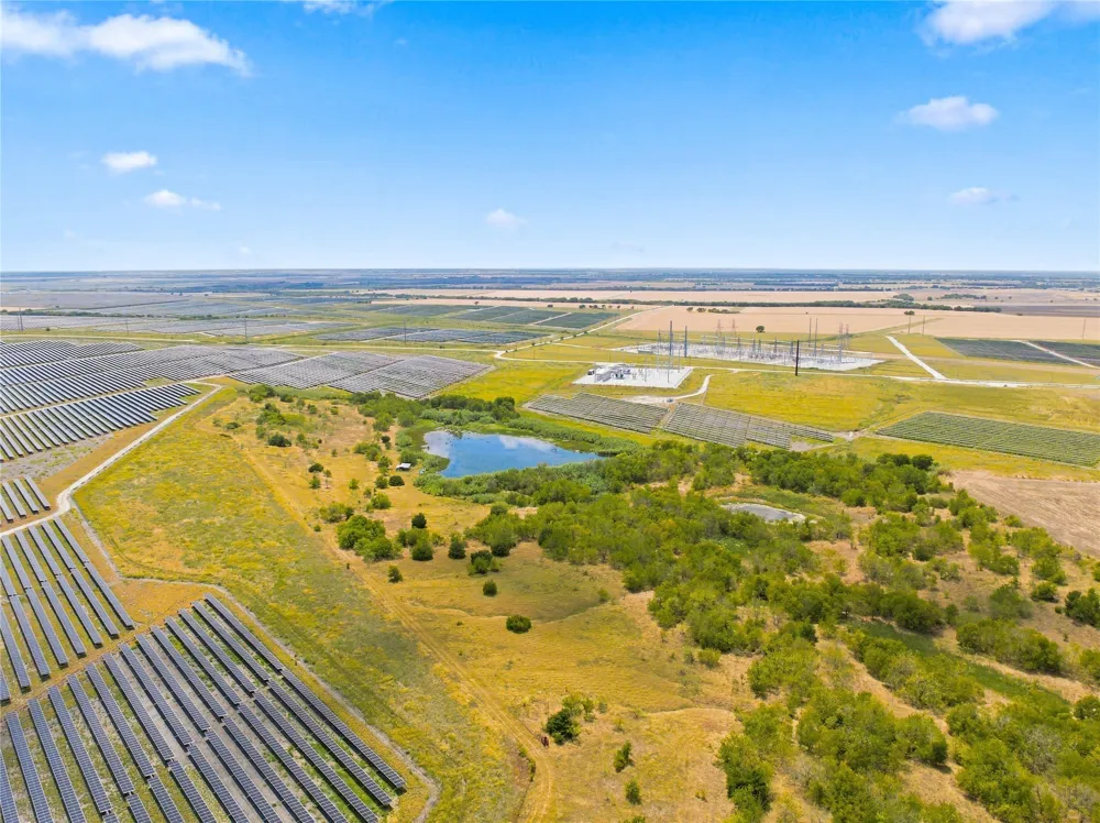 HCR 3161 Abbott, TX 76621