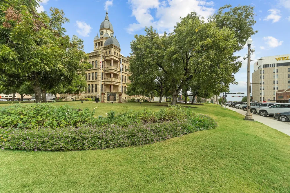 120 Rockwood Lane Justin, TX 76247