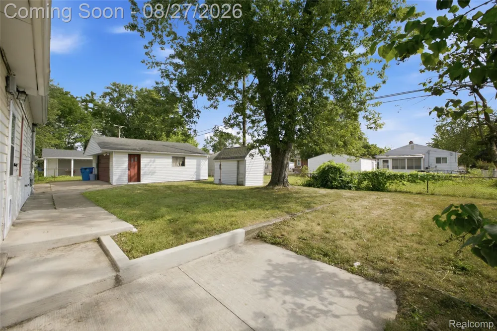 4697 Kingston Street Dearborn Heights City, MI 48125