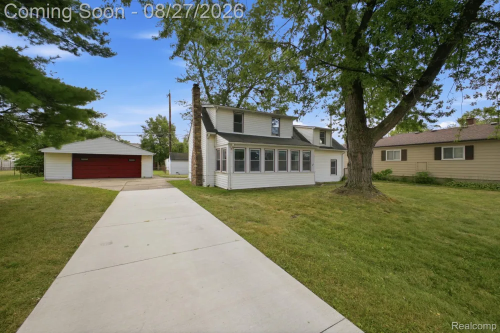 4697 Kingston Street Dearborn Heights City, MI 48125