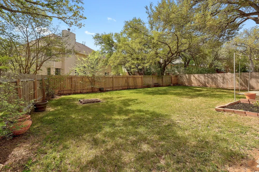 2023 Wood Glen Drive Round Rock, TX 78681