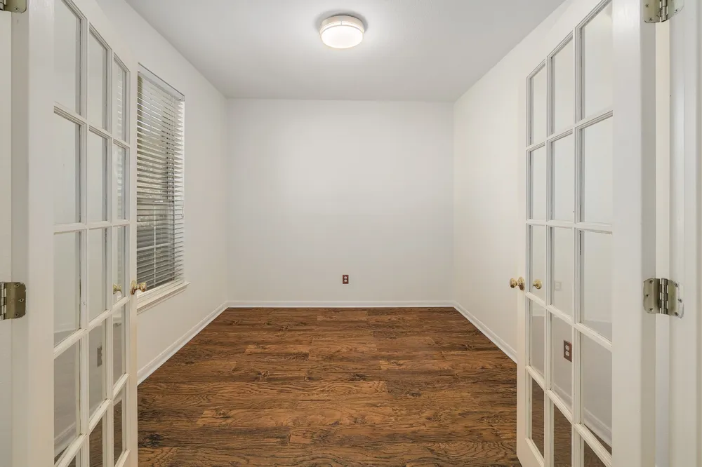 2023 Wood Glen Drive Round Rock, TX 78681