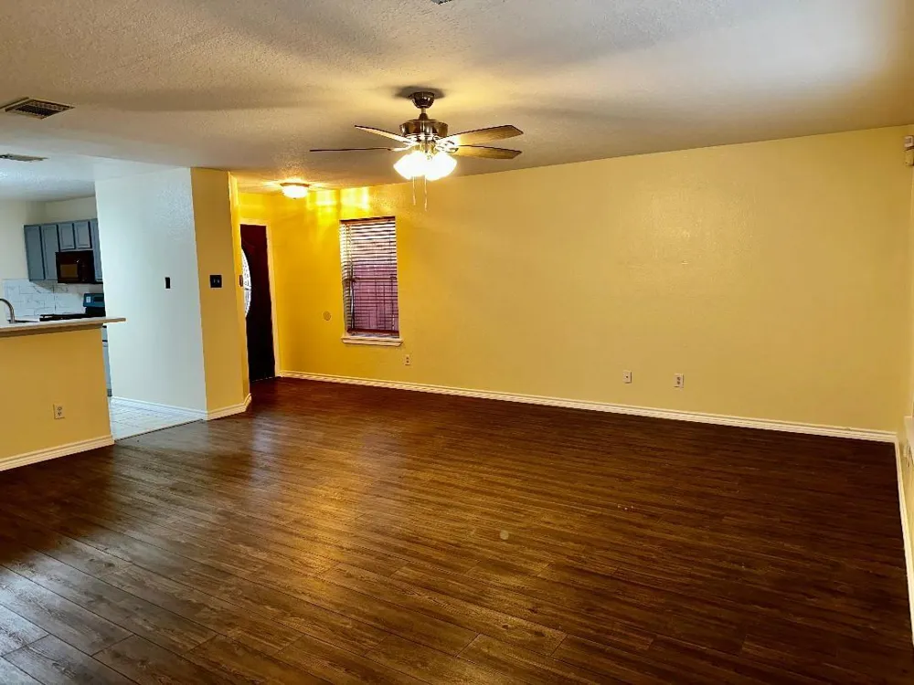 1375 Hitchin Lane Channelview, TX 77530