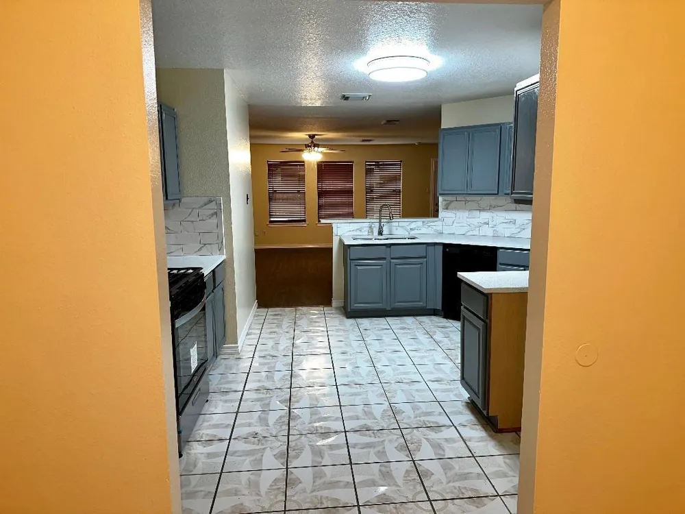 1375 Hitchin Lane Channelview, TX 77530