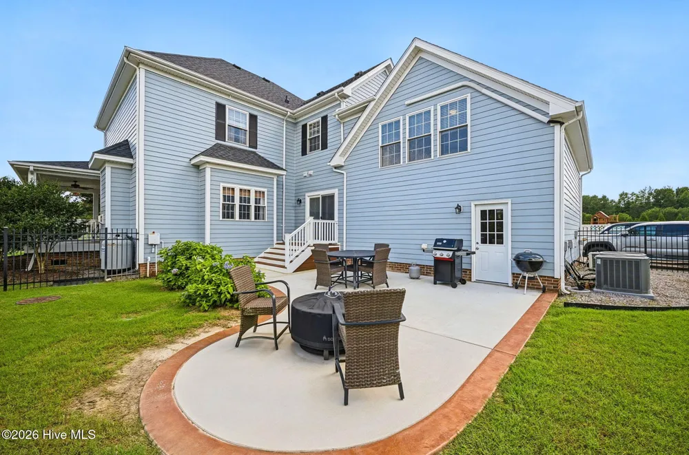 102 Blue Heron Cove Moyock, NC 27958