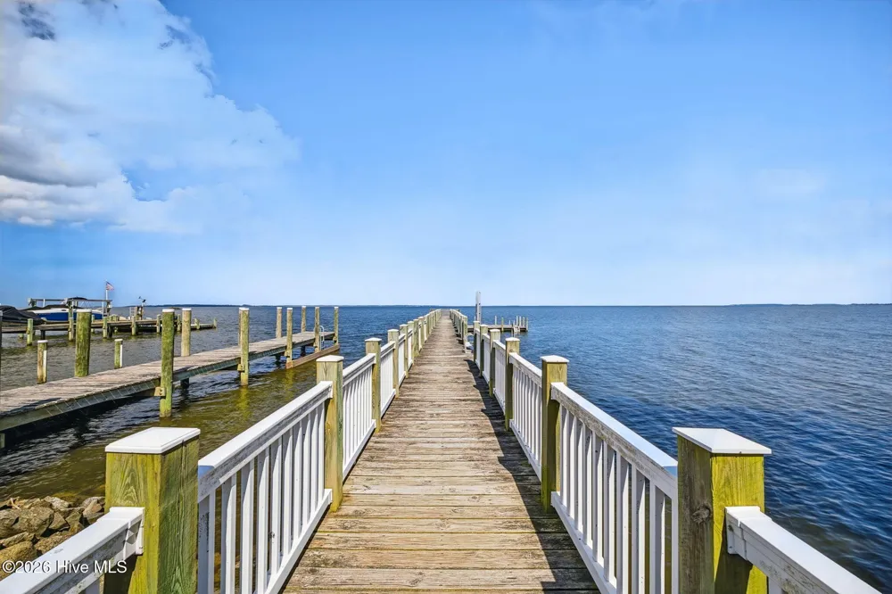 102 Blue Heron Cove Moyock, NC 27958