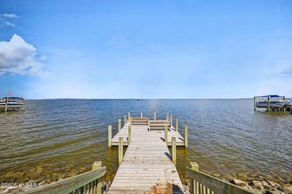 102 Blue Heron Cove Moyock, NC 27958