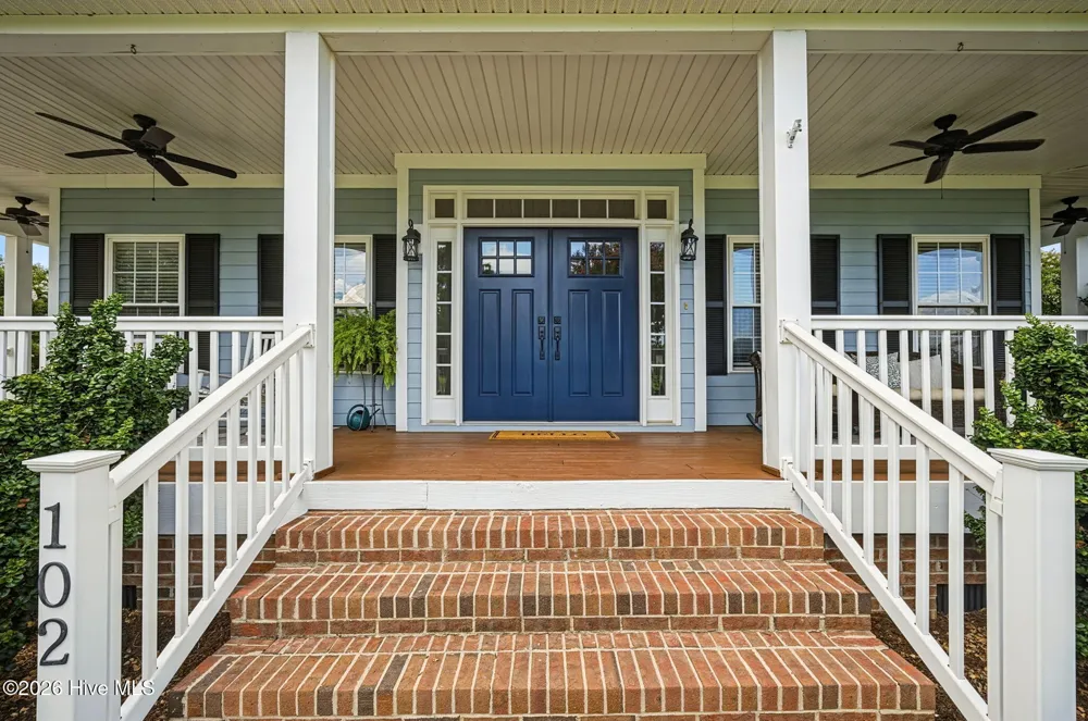 102 Blue Heron Cove Moyock, NC 27958
