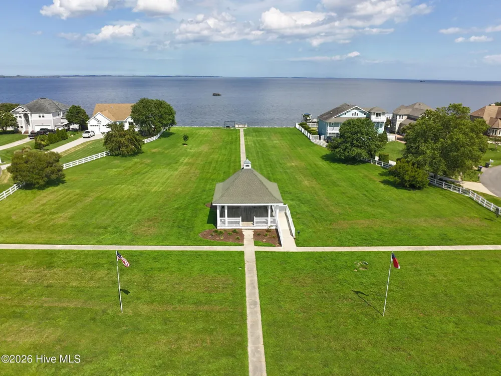 102 Blue Heron Cove Moyock, NC 27958