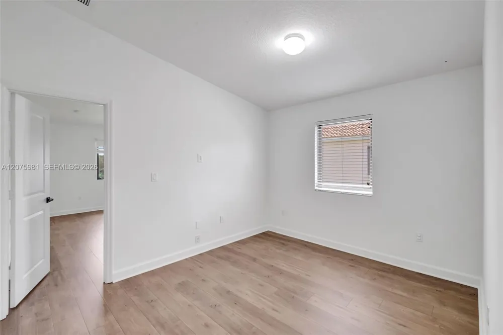 465 NE 194th Ter #465 Miami, FL 33179