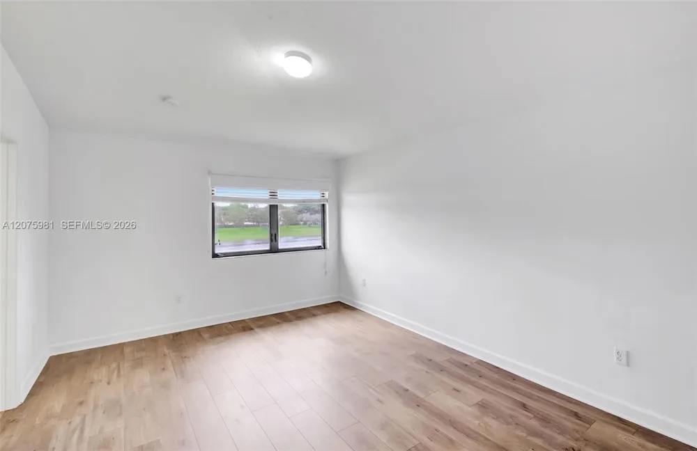 465 NE 194th Ter #465 Miami, FL 33179