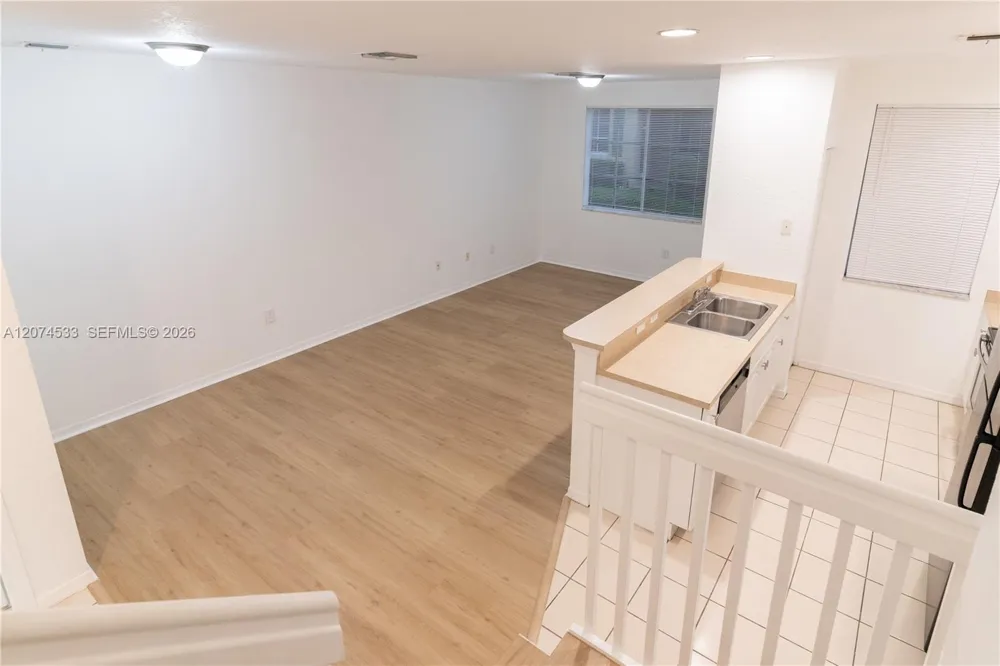6061 SW 19th Ct North Lauderdale, FL 33068