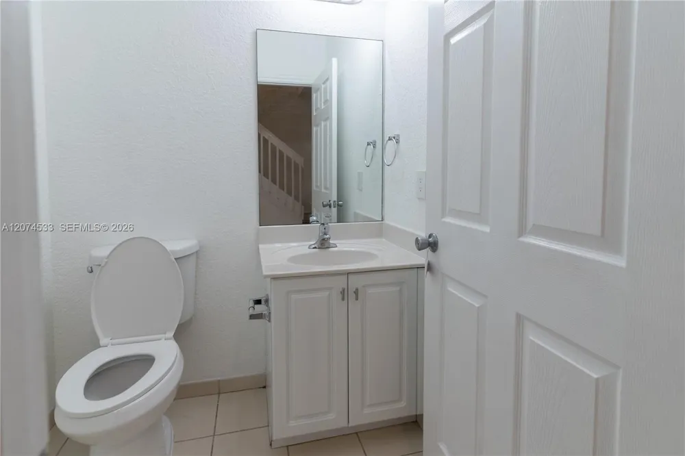 6061 SW 19th Ct North Lauderdale, FL 33068