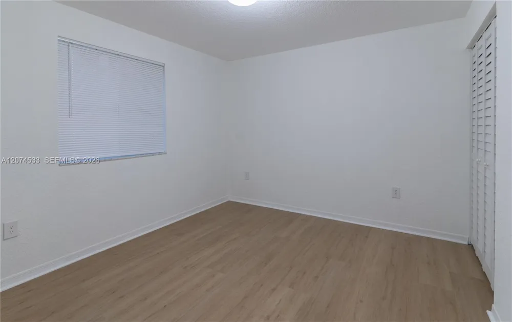 6061 SW 19th Ct North Lauderdale, FL 33068