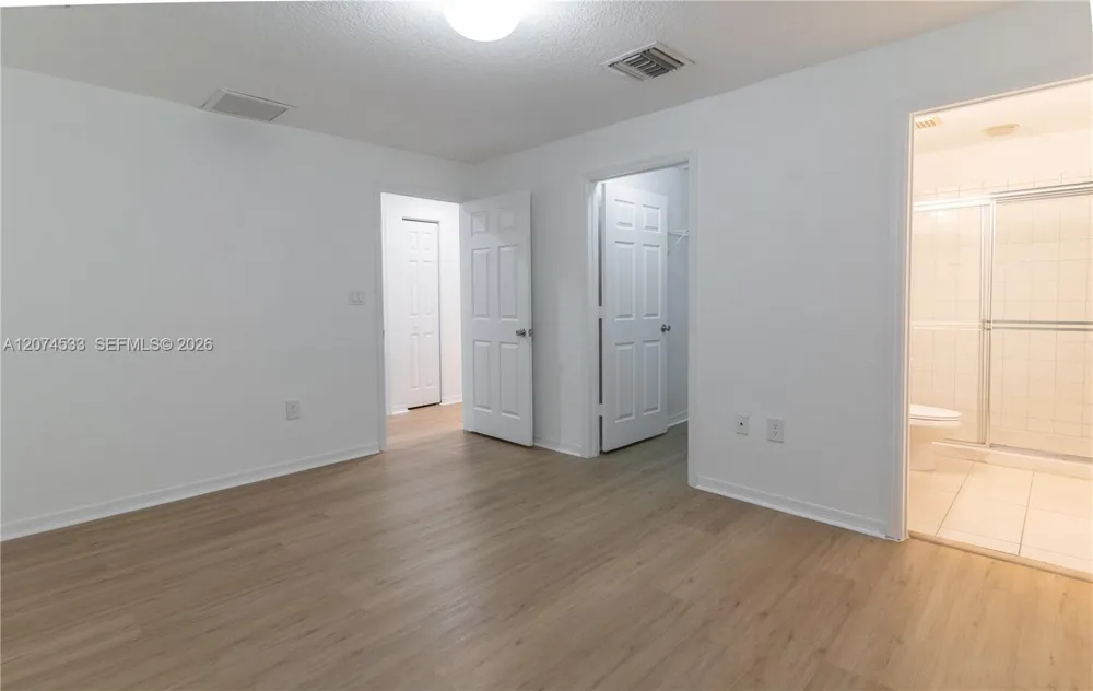 6061 SW 19th Ct North Lauderdale, FL 33068