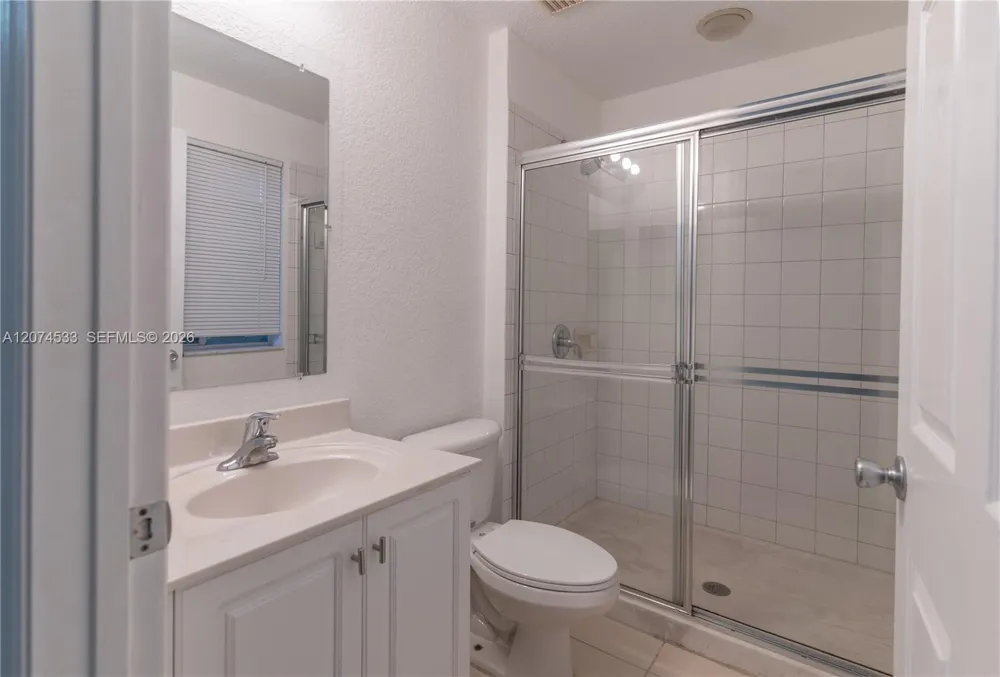 6061 SW 19th Ct North Lauderdale, FL 33068