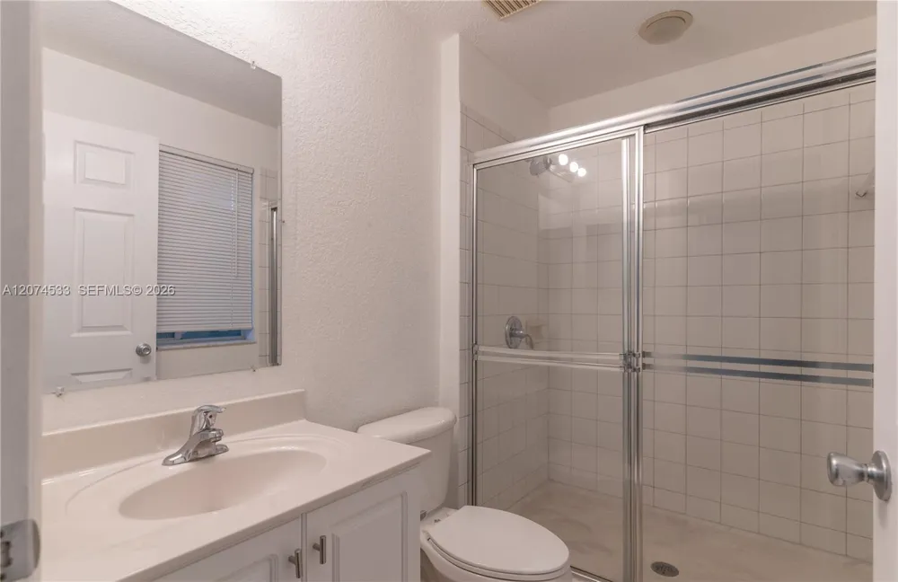 6061 SW 19th Ct North Lauderdale, FL 33068
