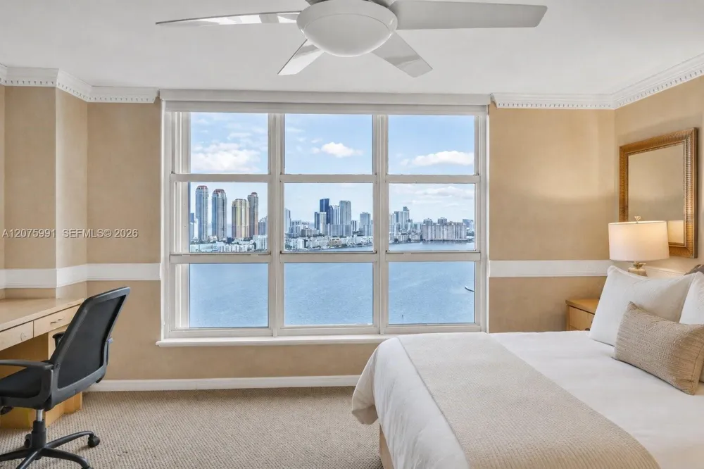 3530 Mystic Pointe Dr #3210 Aventura, FL 33180