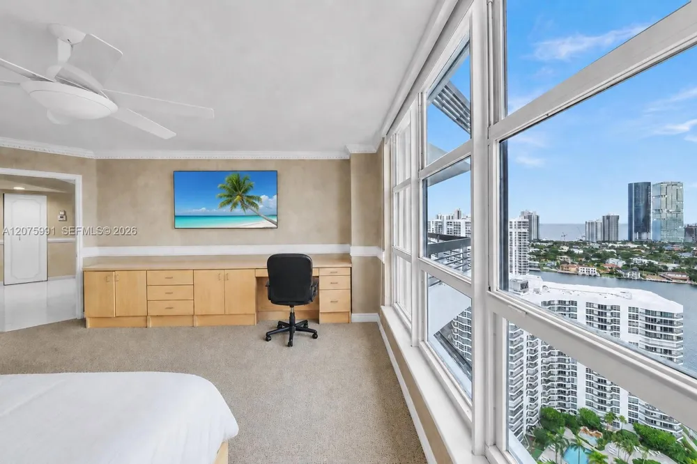 3530 Mystic Pointe Dr #3210 Aventura, FL 33180