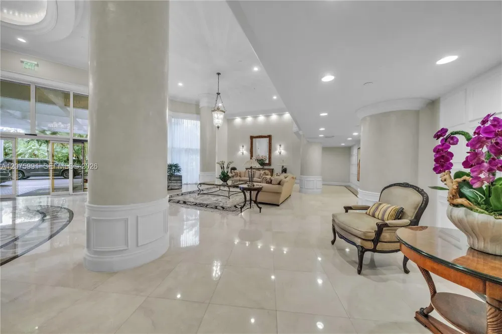 3530 Mystic Pointe Dr #3210 Aventura, FL 33180