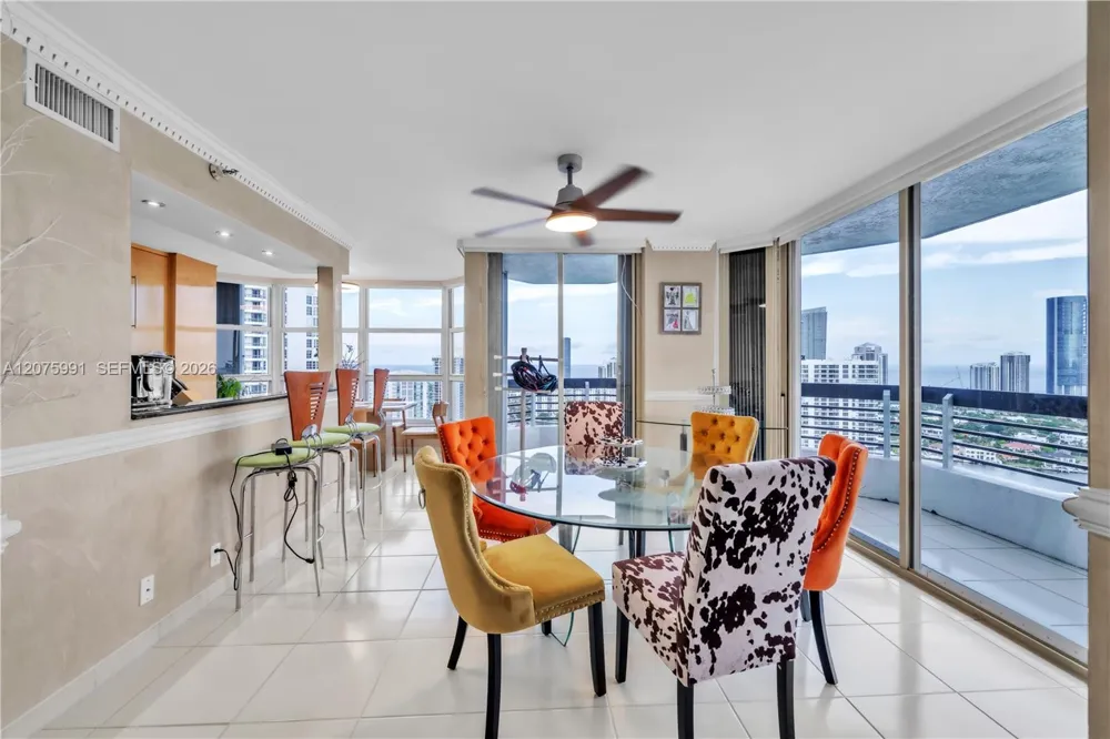 3530 Mystic Pointe Dr #3210 Aventura, FL 33180