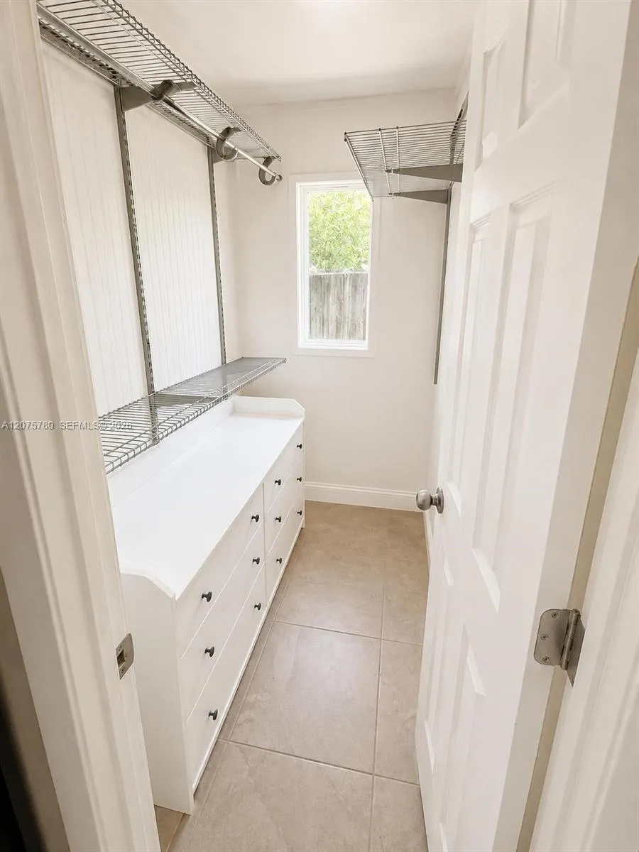 633 Mokena Dr #1 Miami Springs, FL 33166