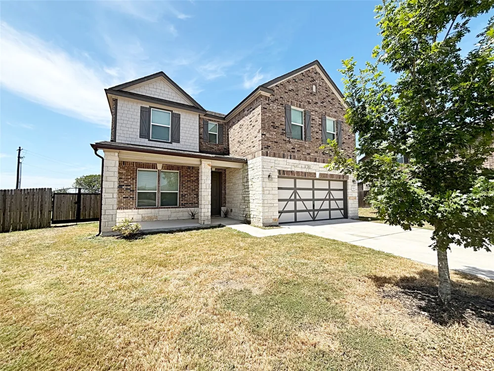 1720 Foxglove Circle Lockhart, TX 78644
