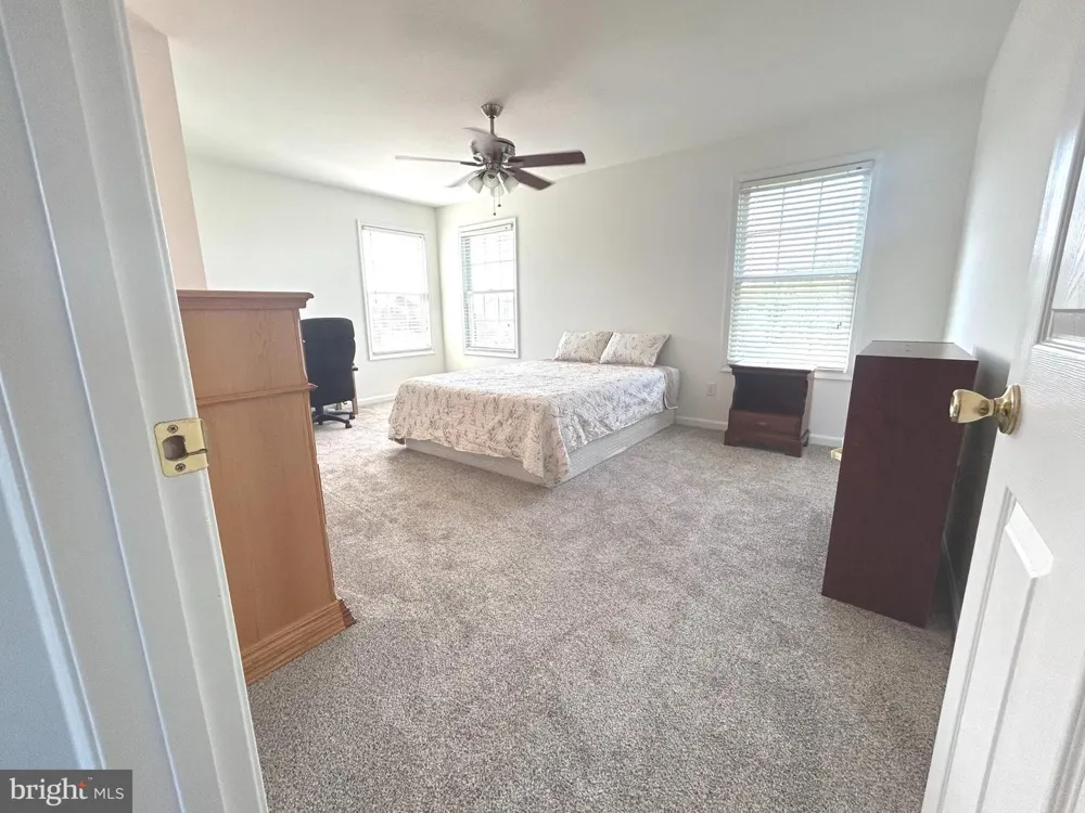 145 SUNRISE DRIVE Clayton, DE 19938
