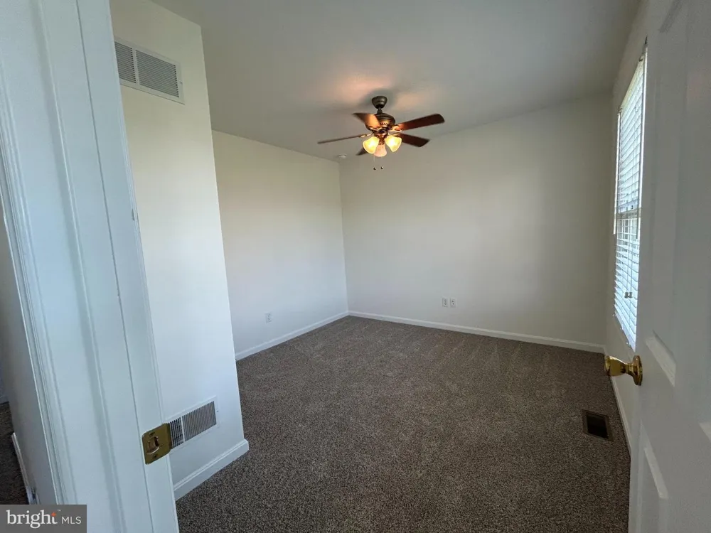 145 SUNRISE DRIVE Clayton, DE 19938