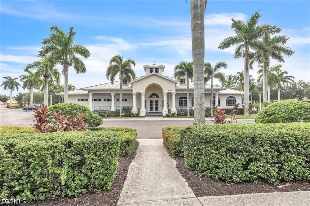 Silver Thorn Loop North Fort Myers, FL 33903