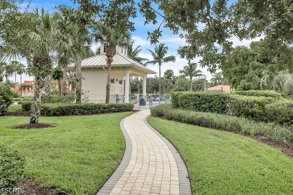 Silver Thorn Loop North Fort Myers, FL 33903