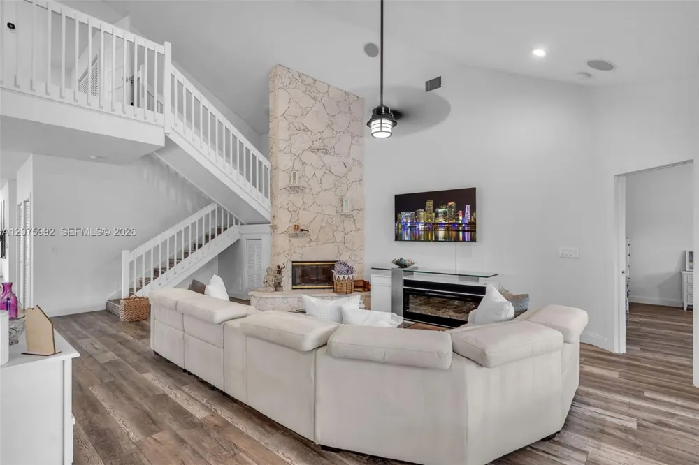 11834 Highland Pl Coral Springs, FL 33071
