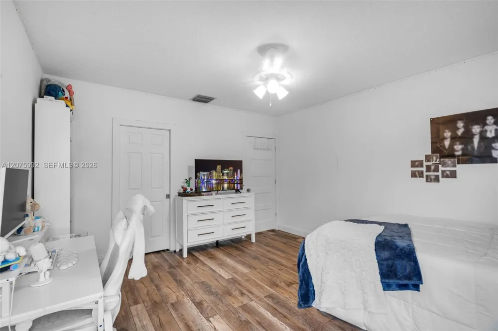 11834 Highland Pl Coral Springs, FL 33071