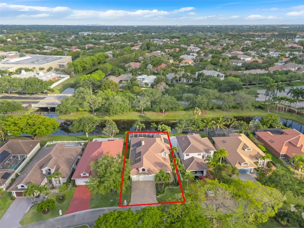 11834 Highland Pl Coral Springs, FL 33071