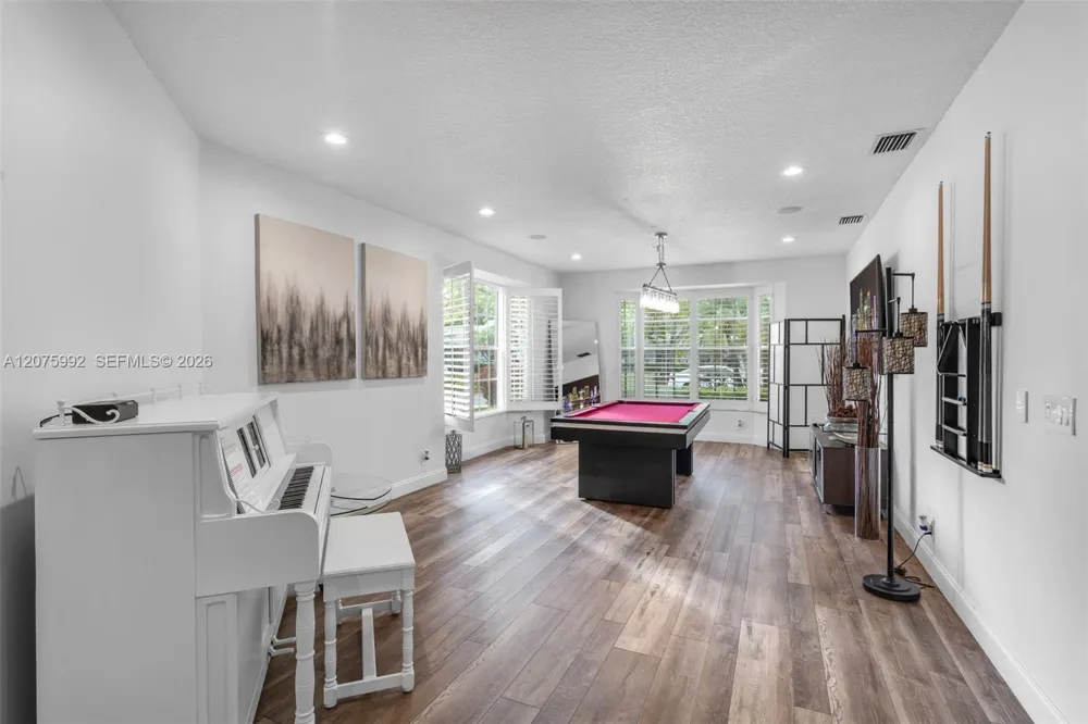 11834 Highland Pl Coral Springs, FL 33071