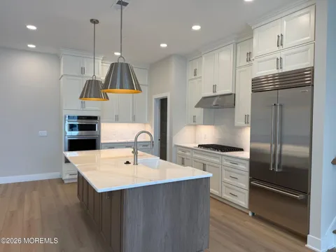 415 Lake Avenue #412